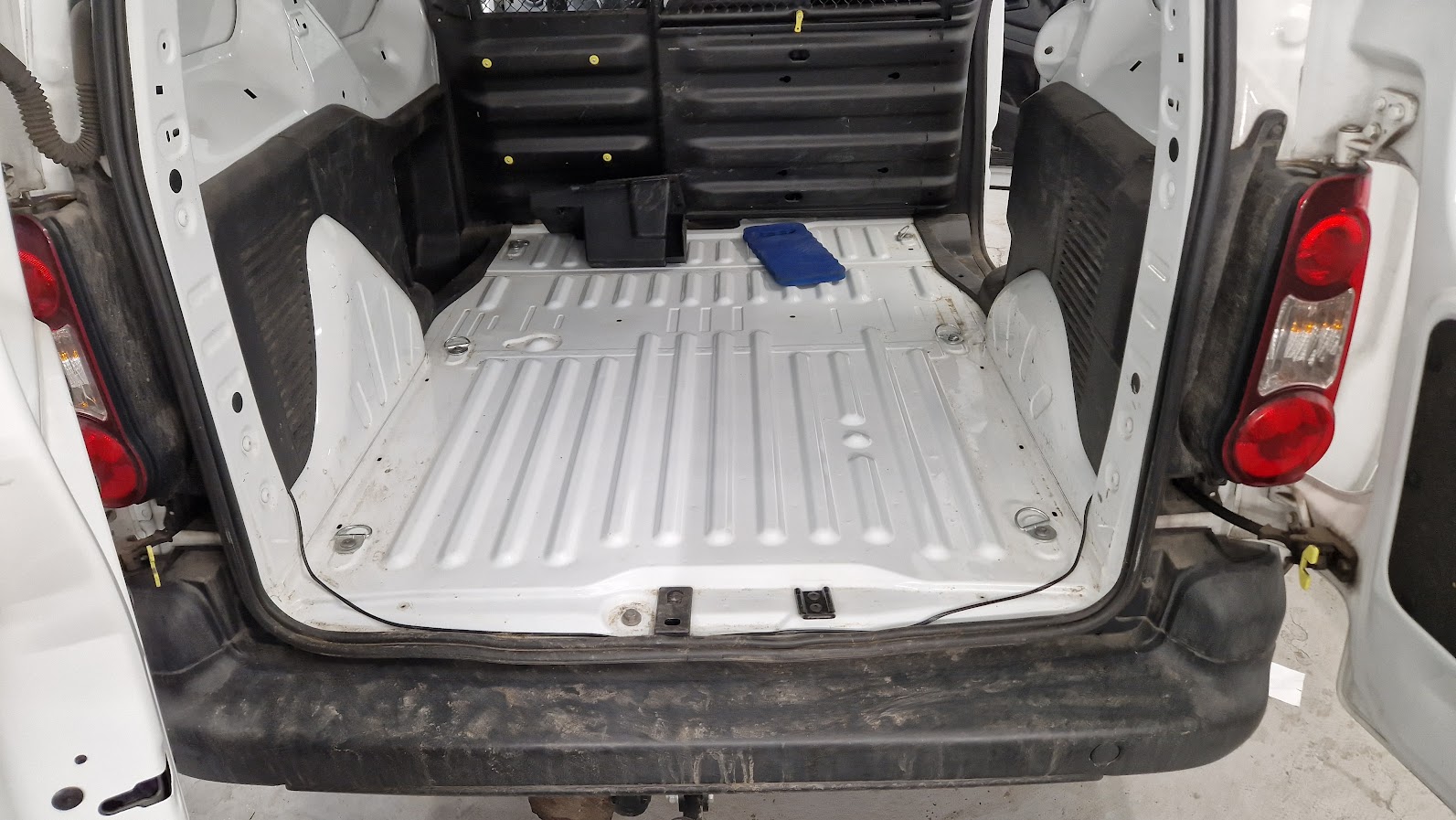 Carwash Peterek — interiery